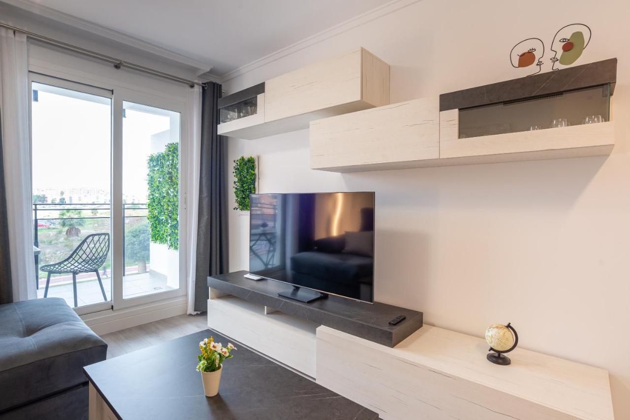 Modern Near Huelin & Free Parking Appartement Málaga